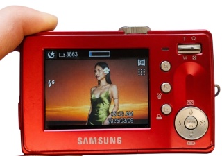 Samsung S630 aparat cyfrowy – 6 MP | 3x Zoom | Ładowarka + Kabel AV