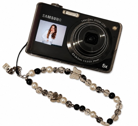 Samsung PL150 – Ekran do Selfie | 12.2 MP | 5x Zoom | Selfie LCD | Digicam
