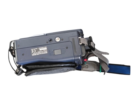 Sony Digital8 DCR-TRV245E – Kamera Cyfrowa Digital8 | NightShotc | USB Streaming | SteadyShot jak nowa